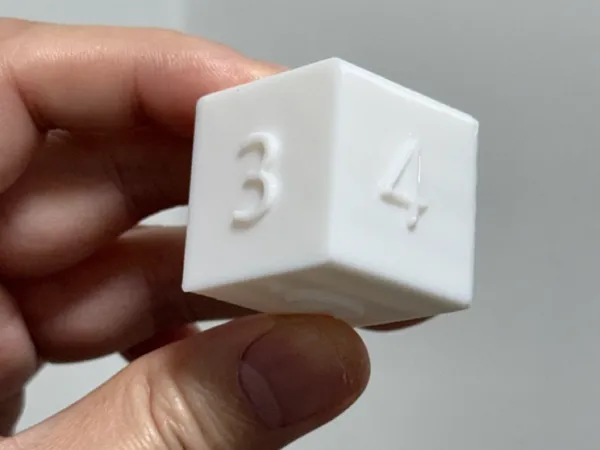 Dé à chiffres pour apprendre à compter