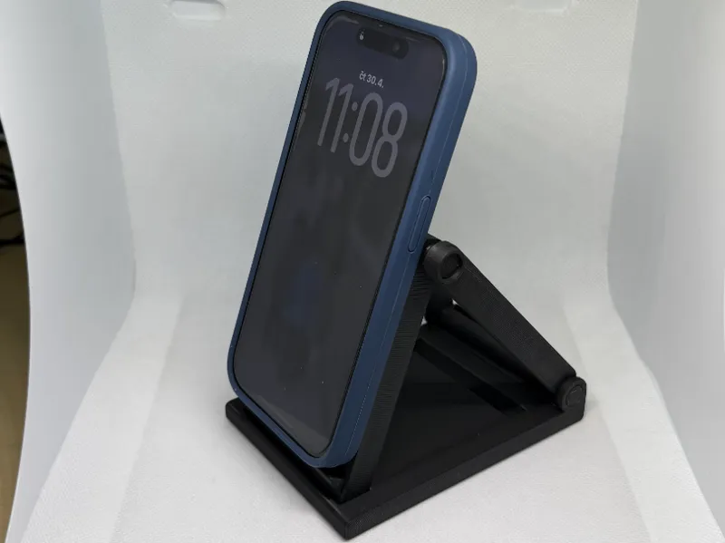 Just another foldable phone stand - print in place