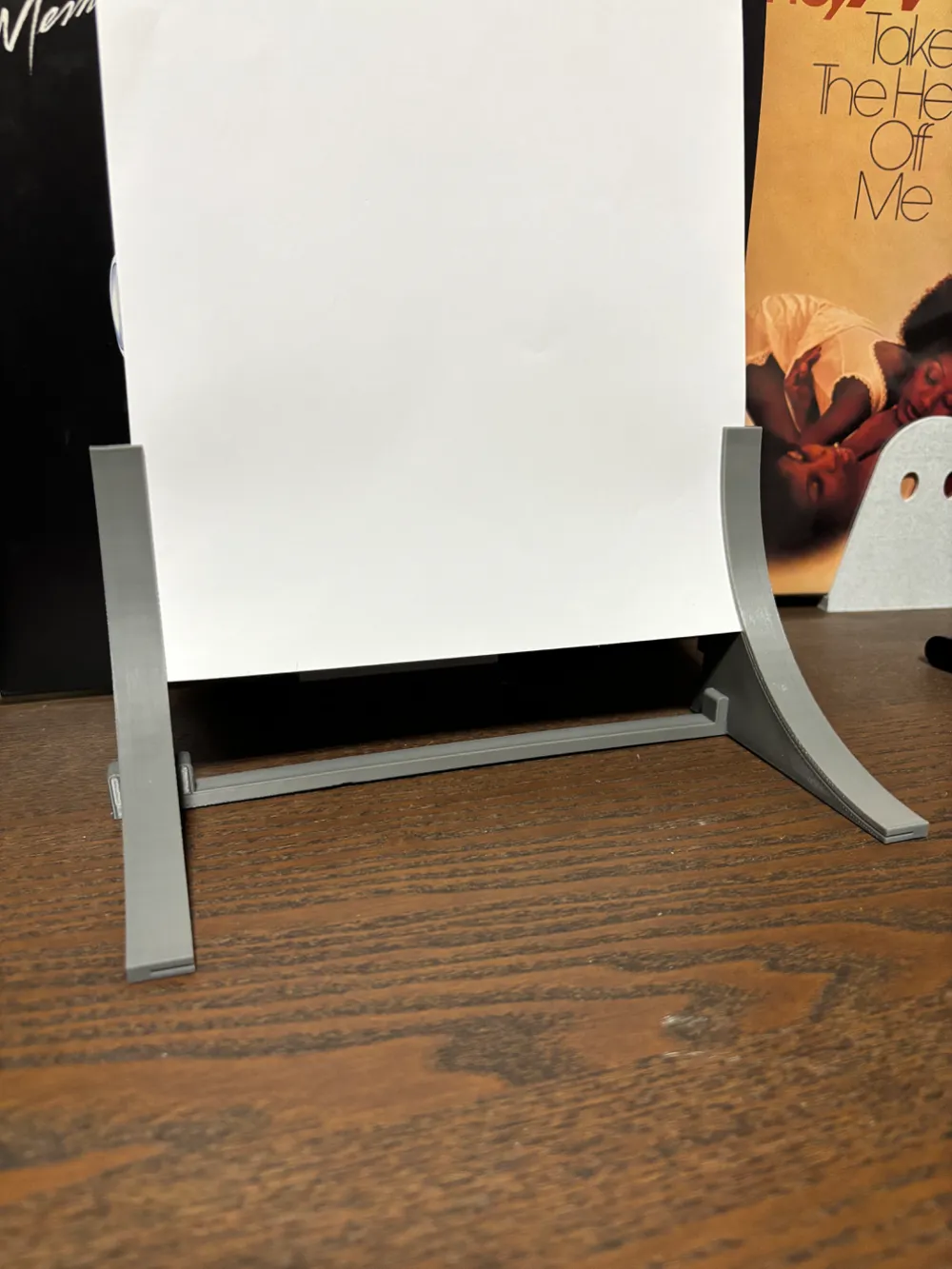 Photo Background stand by SenojiMokykla - MakerWorld