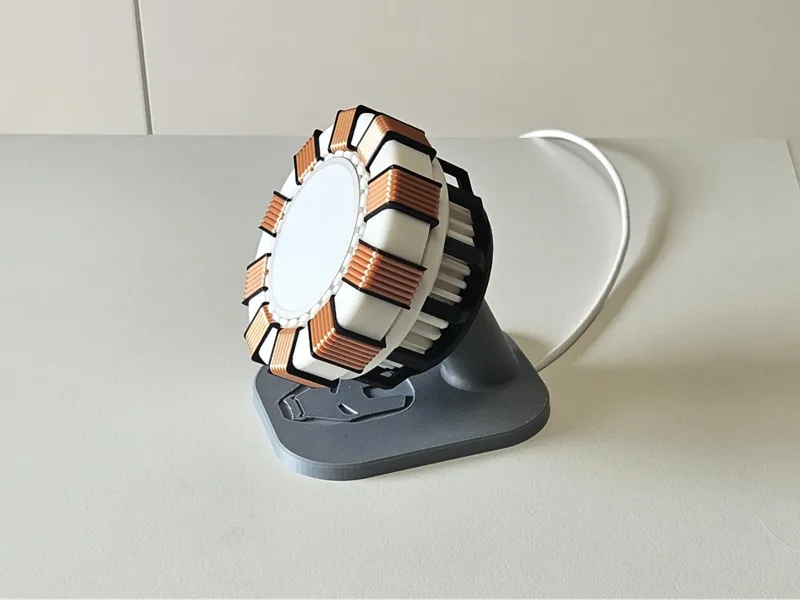 ARC magsafe phone stand