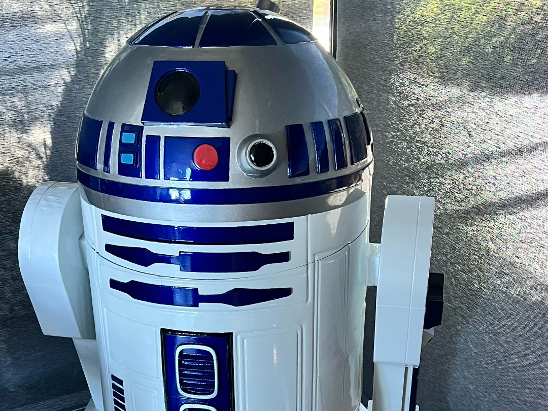 Life-Size STAR WARS R2D2 3D Model 