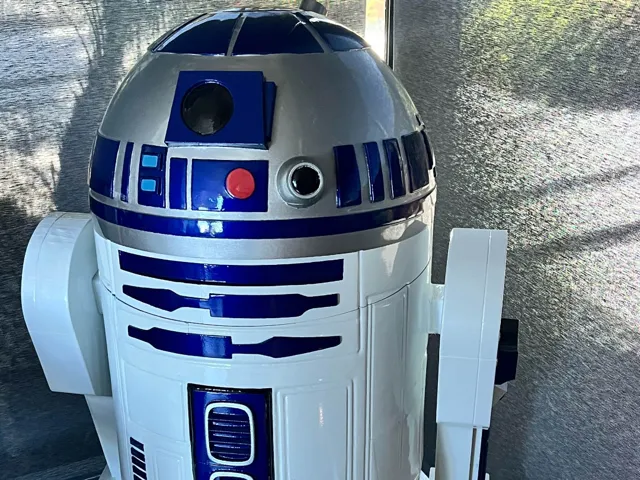 Life-Size STAR WARS R2D2 3D Model