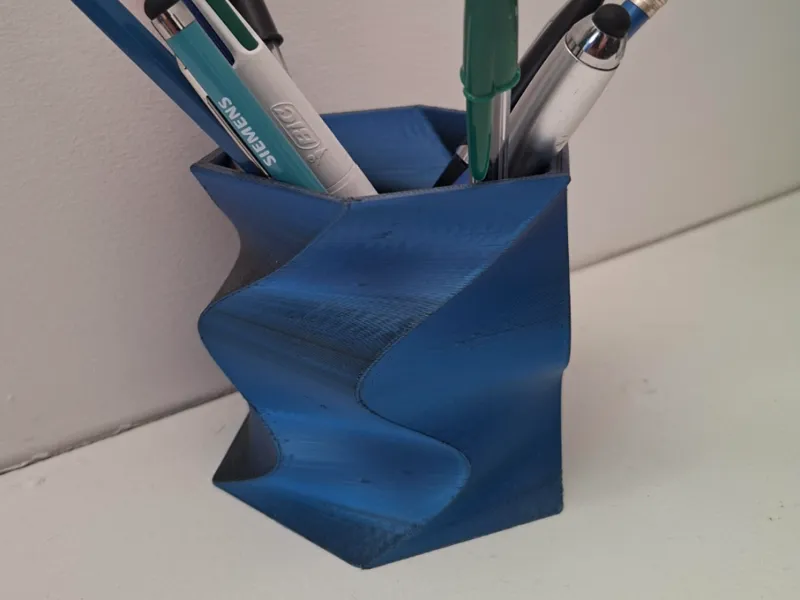 Pot a crayon