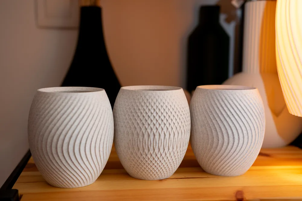 Aya Sfera 3D printed desk organizer collection with Meandro S-curve pattern