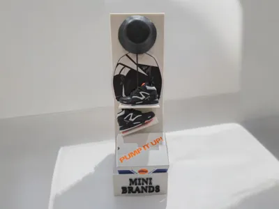 Mini Brand Shelf For Sneakers/Trainers