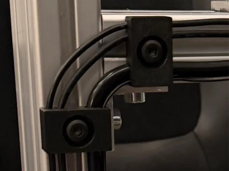 Fanatec Cable Clip Clubsport DD+ for Aluminum Rigs