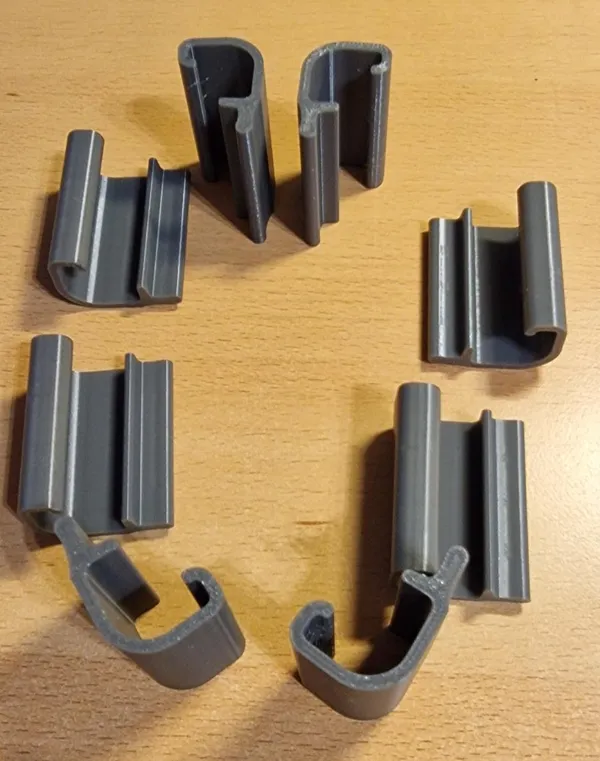 Clips de fermeture pour boîtes de rangement