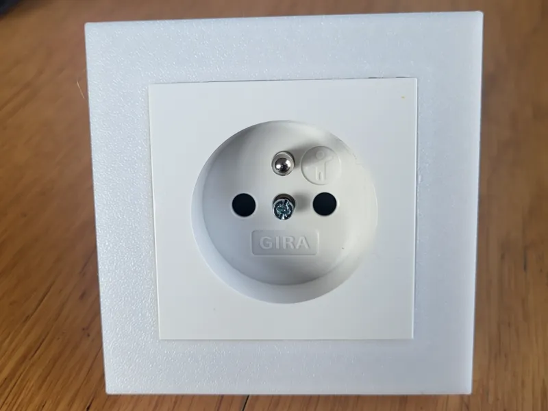 Square frame for GIRA 55 