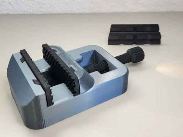 https://makerworld.bblmw.com/makerworld/model/USa0f6ba3a36f5f7/design/2026-01-14_78bfbf0d8021a8.jpeg