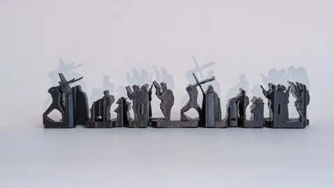 Star Wars Dual Angle Sculpture view 4