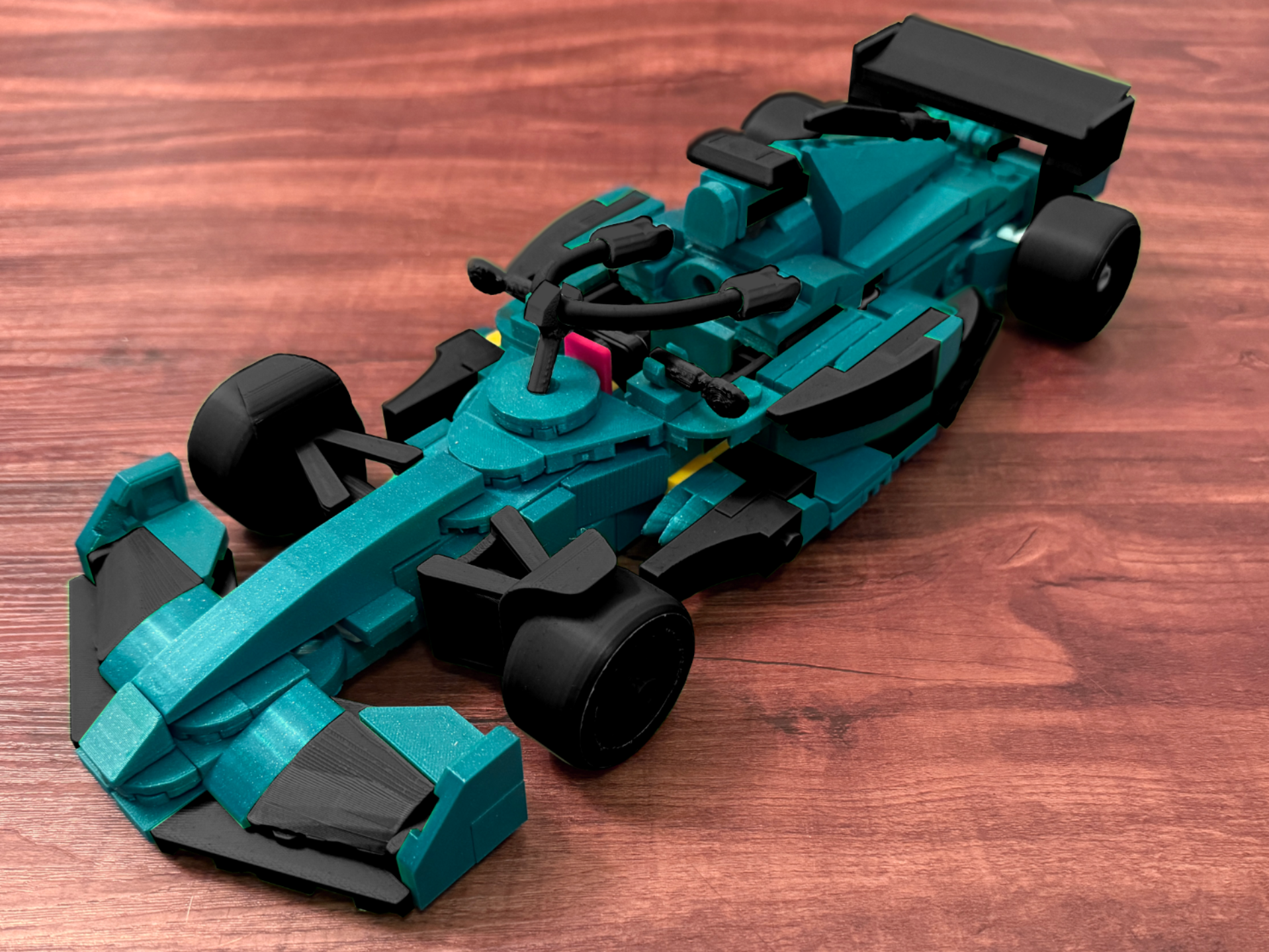 2025 Aston Martin F1 Brick Model – 1x & 2x Scale