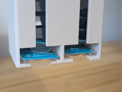 Acuvue Moist Floating Contact Lens Box