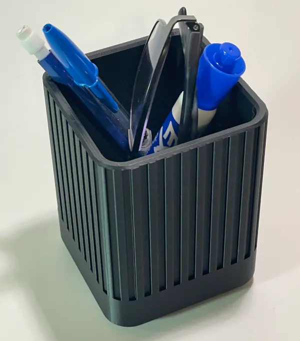 Pot à crayons carré pour bureau
