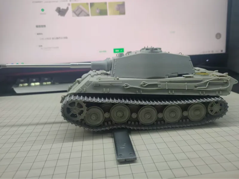 1/35 小号手 虎王静改动 波箱