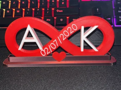 Valentine's infinity symbol with stand