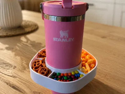 Stanley Cup Snackholder 