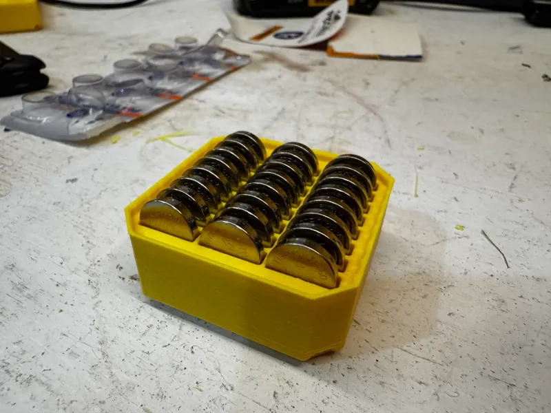 Multiboard AG10 1.5V Multibin Insert 1x1x0.5