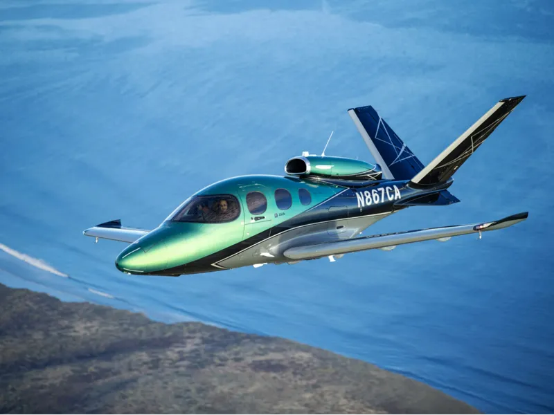 SUPER COOL CIRRUS VISION JET SMALLEST PRIVATE  JET