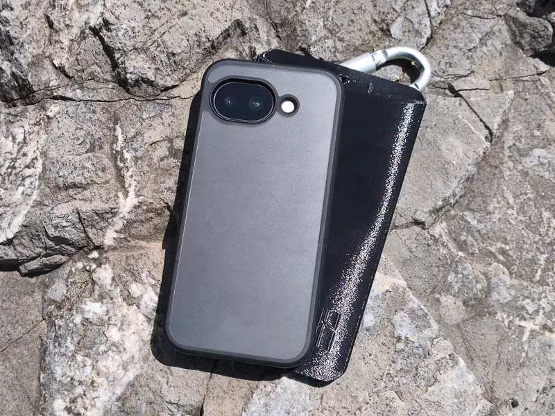 TPU Smartphone Pouch
