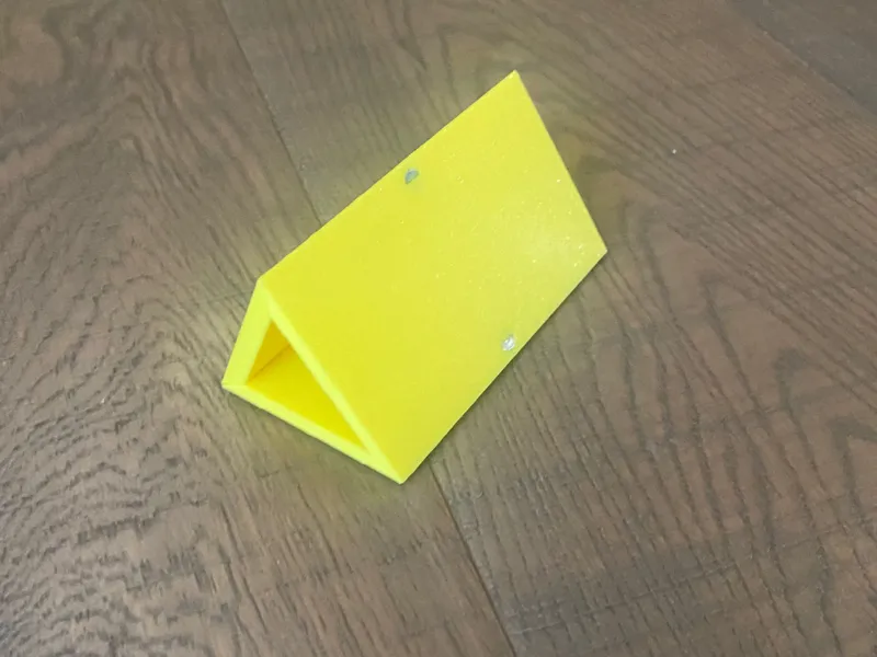 Magnetic desk name tag