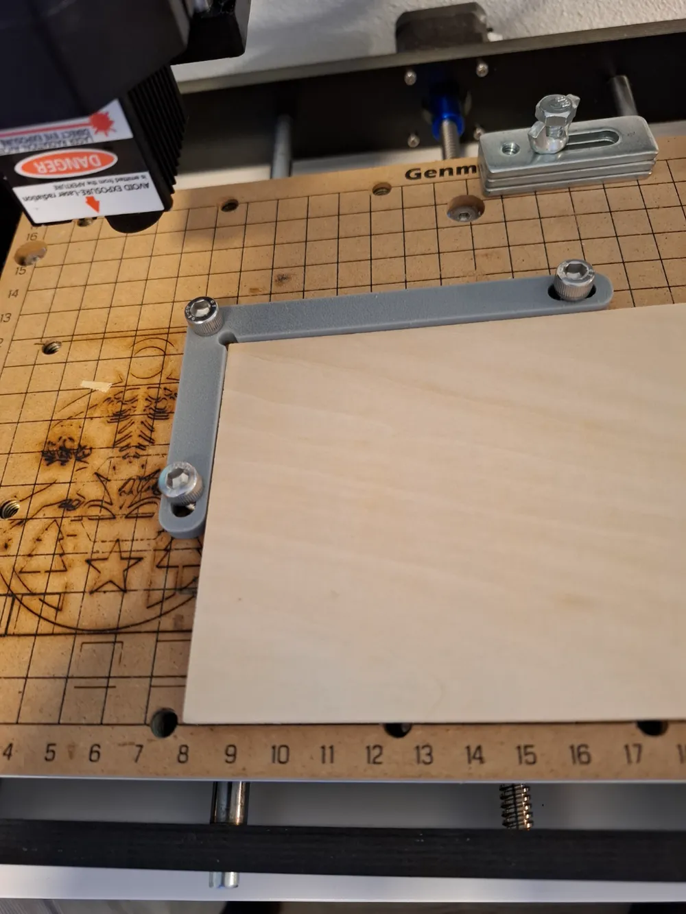 Laser / CNC alignment tool by user_4011675495 - MakerWorld