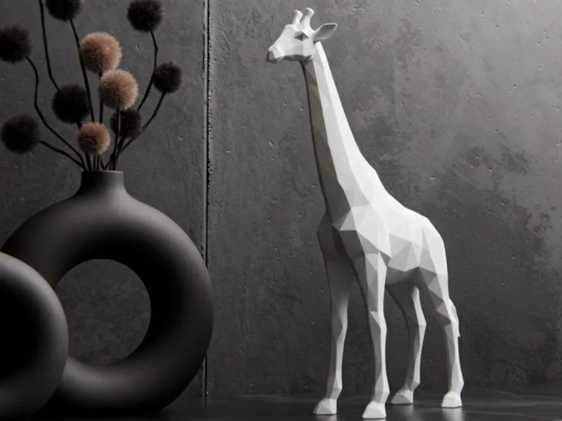 Minimalist giraffe