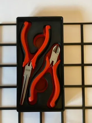 Gridfinity plier holder