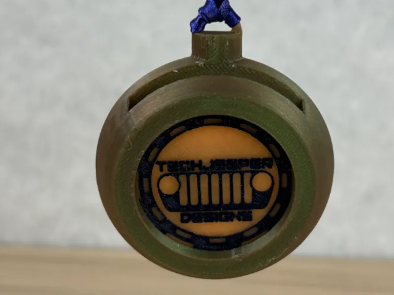 Makerchip Christmas Ornament classic style
