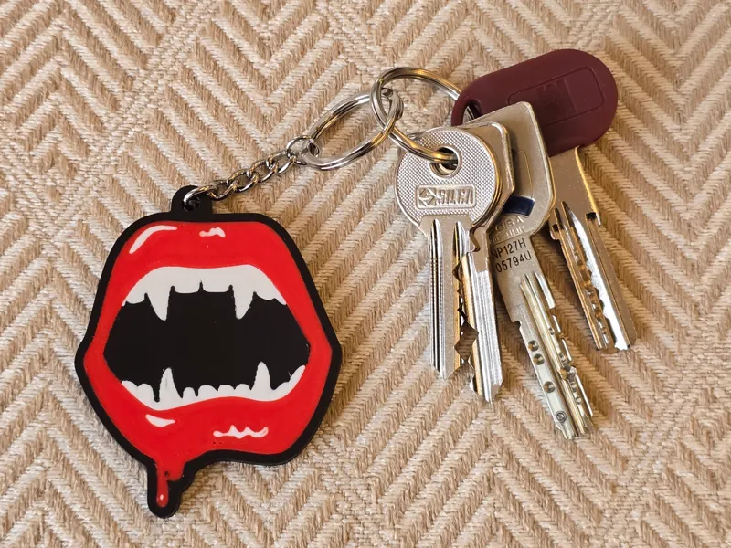 Vampire Kiss Keychain