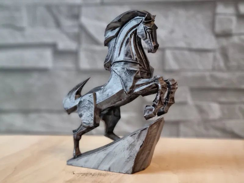 Geometrischer Stolz - Pferde Skulptur