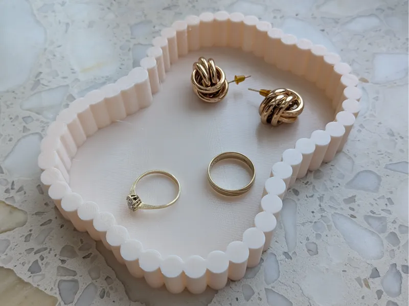 Organic Scalloped Catch-All Tray - Jewelry & Key 