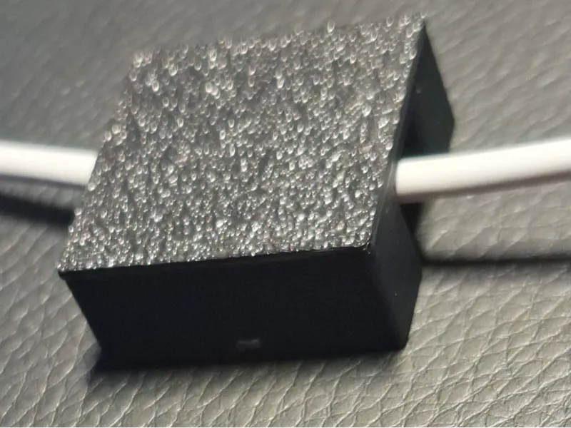Magnetic Cable Manager