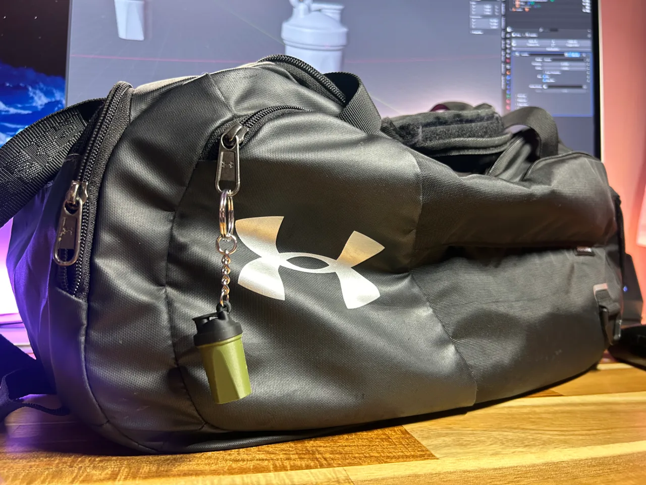 Protein Shaker - Fidget Keychain view 4