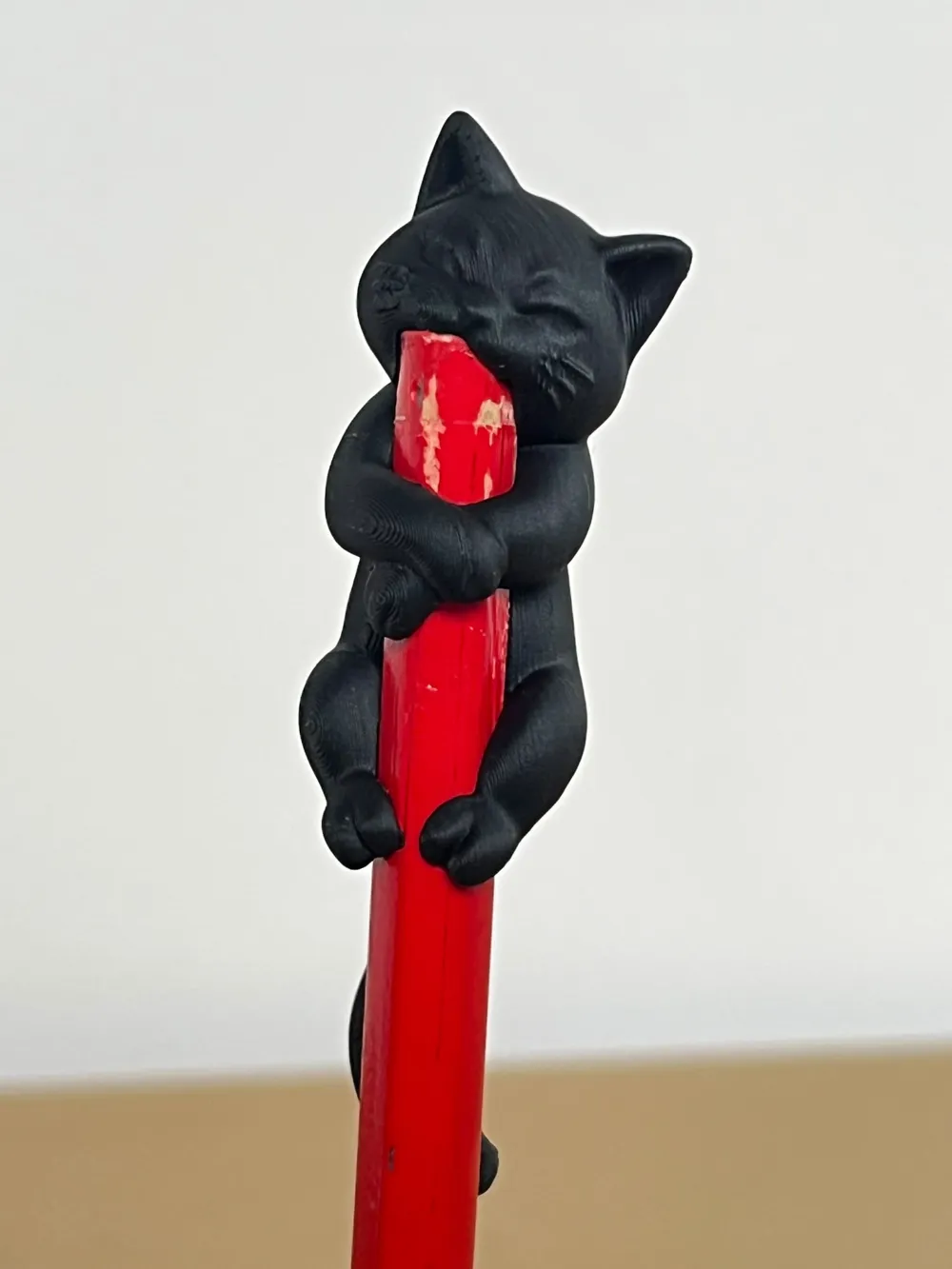 Huggy Cat Pencil Topper – Kitten Pencil Hugger - Free 3D Print Model ...