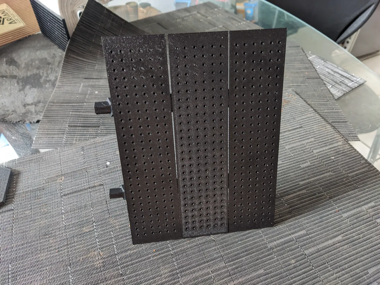 Modular earring holder view 2