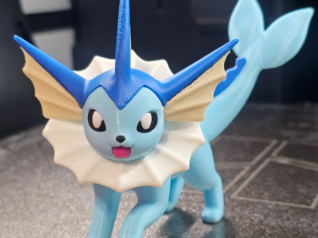 Vaporeon Standing Multi Color / Part