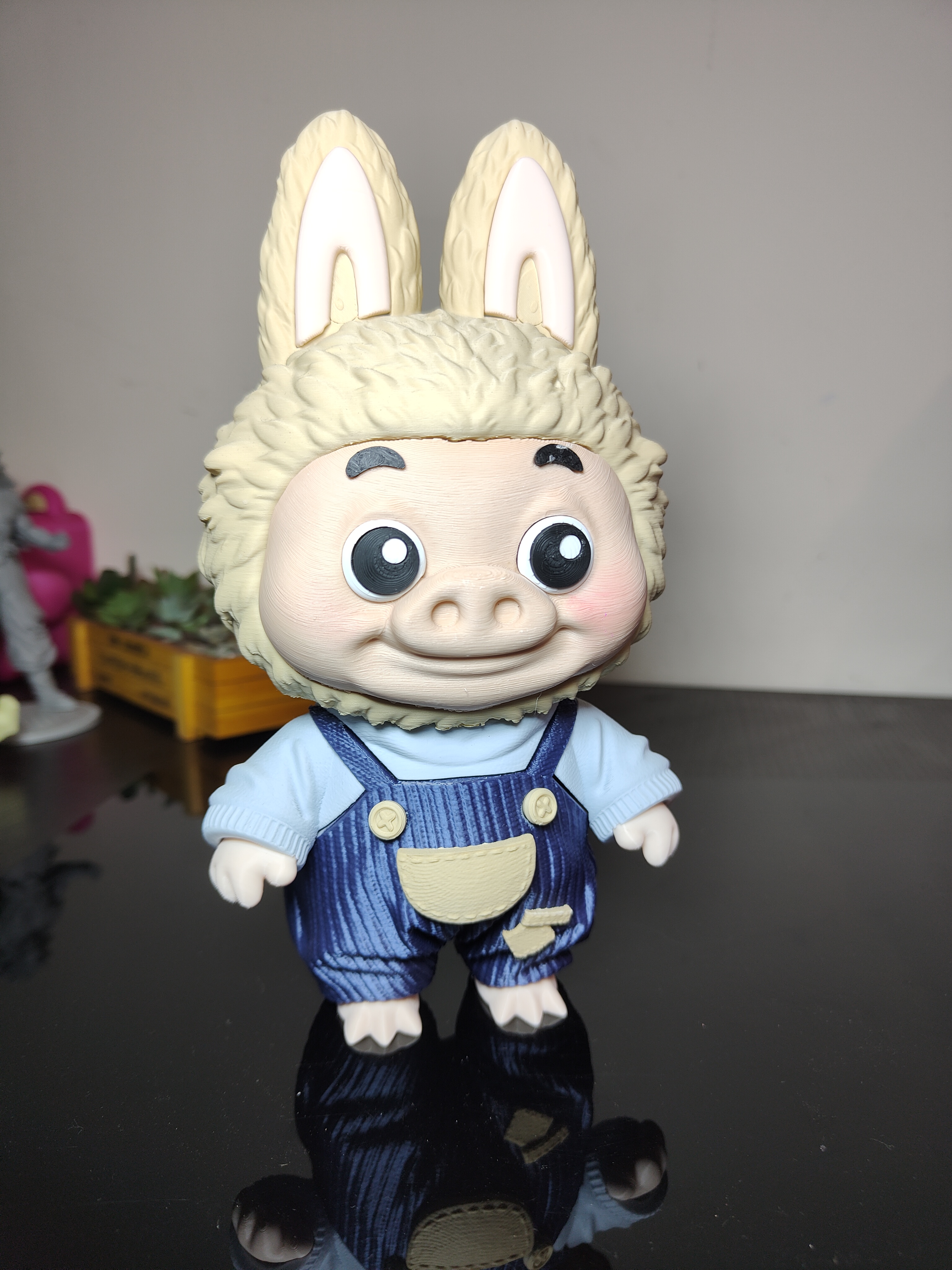 Miniatura 5 do modelo 3D 猪猪侠背带裤黑皮全分件模型摆件