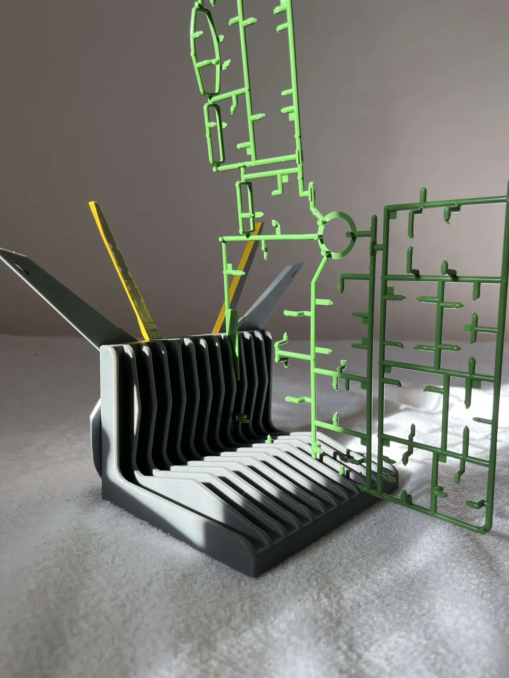 Gunpla Runner Rack Holder / GUNDAM MODEL - Free 3D Print Model - MakerWorld