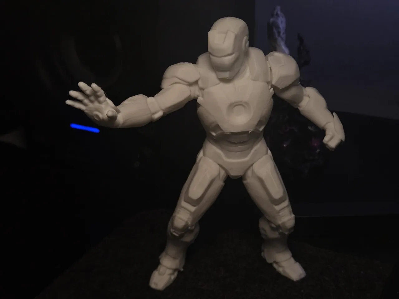Iron Man - Ultra Detailed view 3