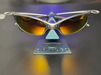 Oakley Glasses / Sunglasses Stand