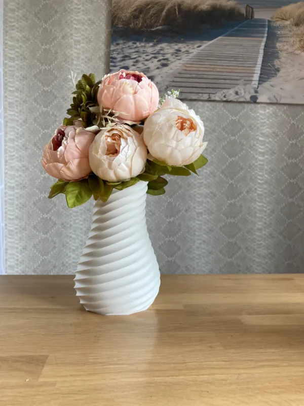 Vase en spirale