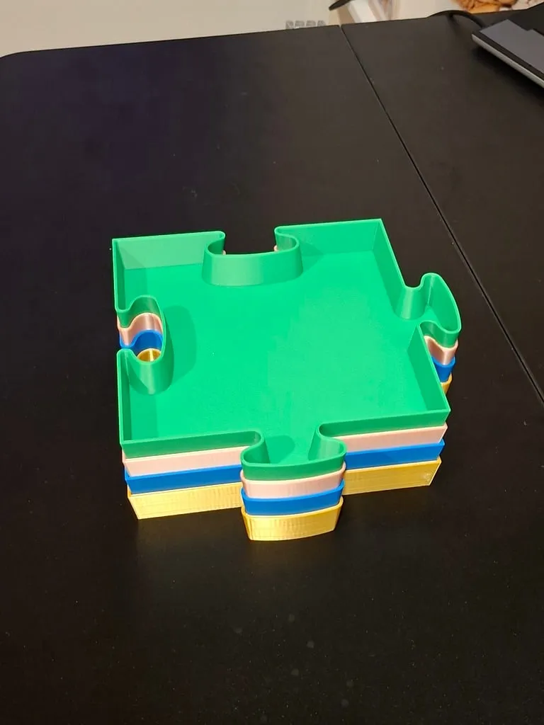 Jigsaw trays