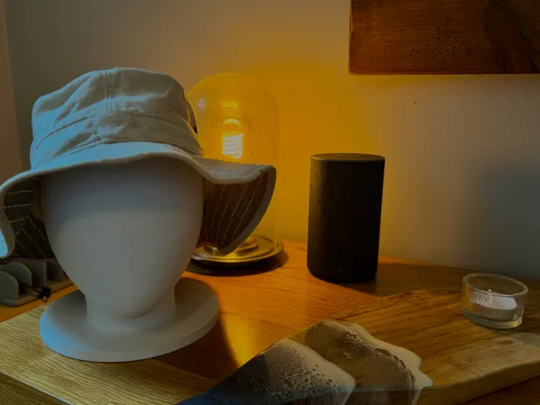 Support mannequin pour chapeau