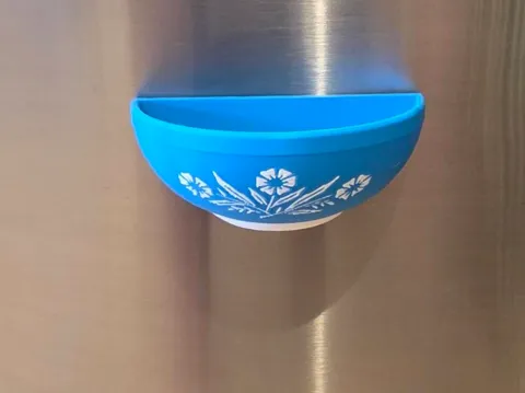 Letrero o emblema decorativo: Antique Vintage Floral Style Mixing Bowl - Fridge — referencia de MakerWorld