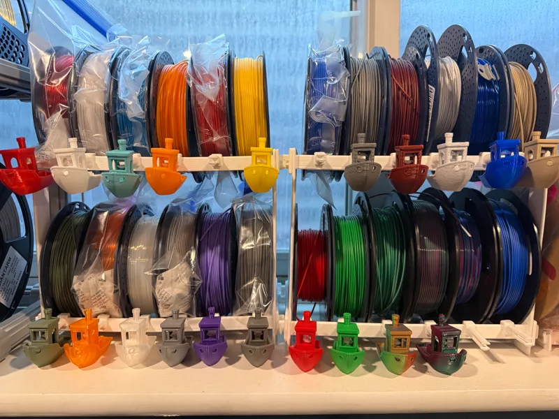 spool rack w/ benchy display, 12x 250g or 8x1kg