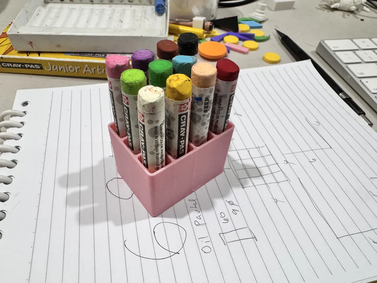 Oil pastel holder view 4