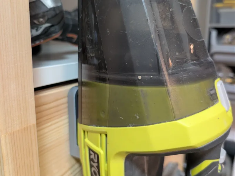 Ryobi R18HV holder