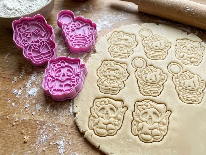 cookie cutter halloween hello kitty