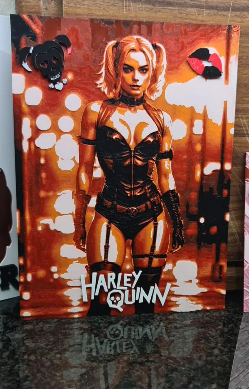 Harley Quinn Portrait - Hueforge