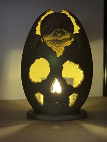 Accesorio de iluminación decorativa: Skull Tealight Holder – Creepy Cute Hatching Chick — vista de referencia 4